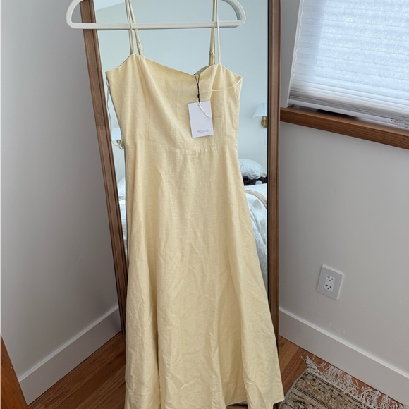 Butter Yellow Midi Dress WAYF NWT - Picture 5 of 8